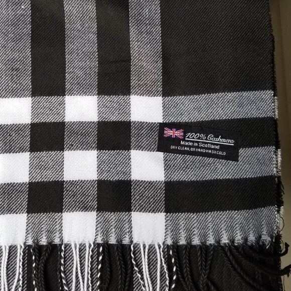 Cashmere Red Black White Plaid Scarf 12" x 72" NEW! 100% Scottish Cashmere - Picture 1 of 9